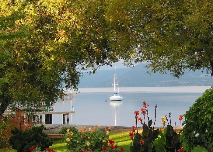 Lakeshore B&B